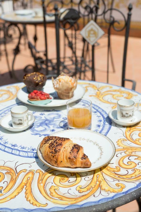 Palazzo Doria D'Angri Acomodação com café da manhã Nápoles Exterior foto